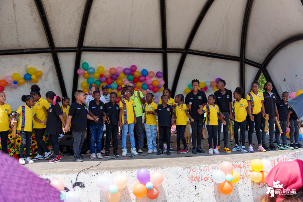 La Administración Distrital de Buenaventura celebró el Día los Niños y Niñas a través del despacho de la Gestora Social, Edith Obando