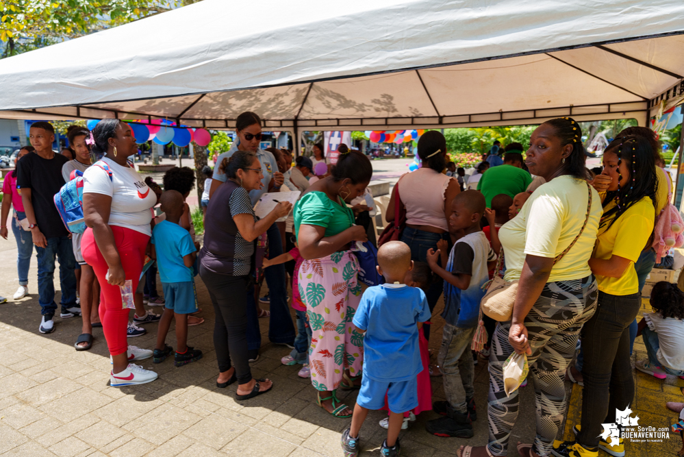 La Administración Distrital de Buenaventura celebró el Día los Niños y Niñas a través del despacho de la Gestora Social, Edith Obando