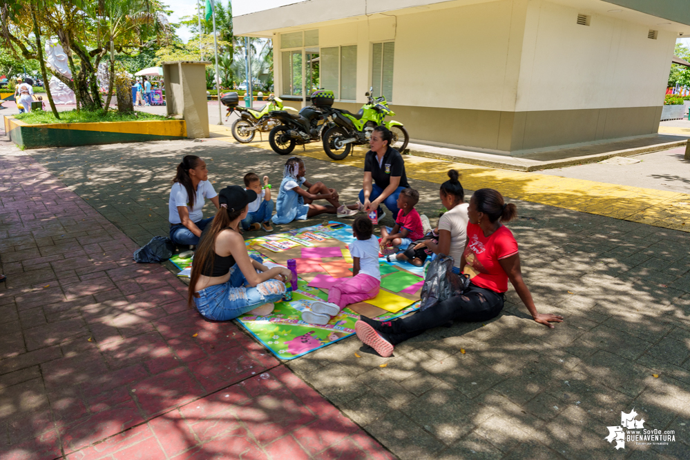 La Administración Distrital de Buenaventura celebró el Día los Niños y Niñas a través del despacho de la Gestora Social, Edith Obando