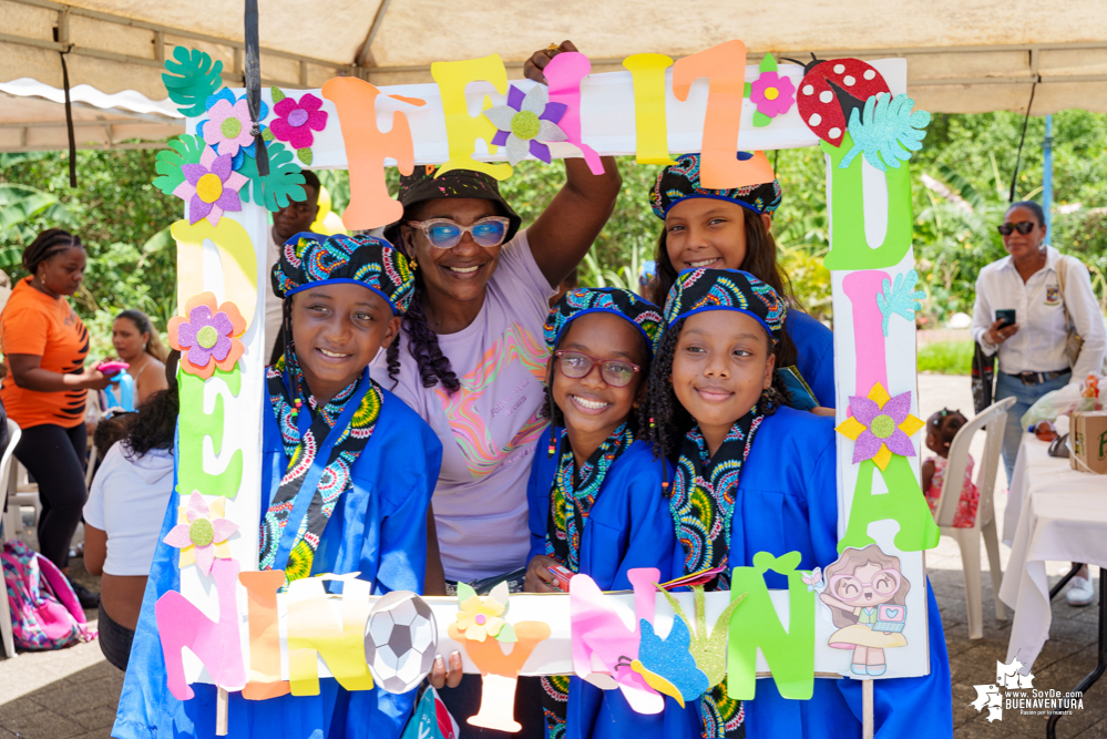 La Administración Distrital de Buenaventura celebró el Día los Niños y Niñas a través del despacho de la Gestora Social, Edith Obando