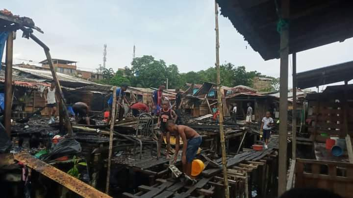 8 viviendas resultaron afectadas en incendio en el barrio El Porvenir en Buenaventura