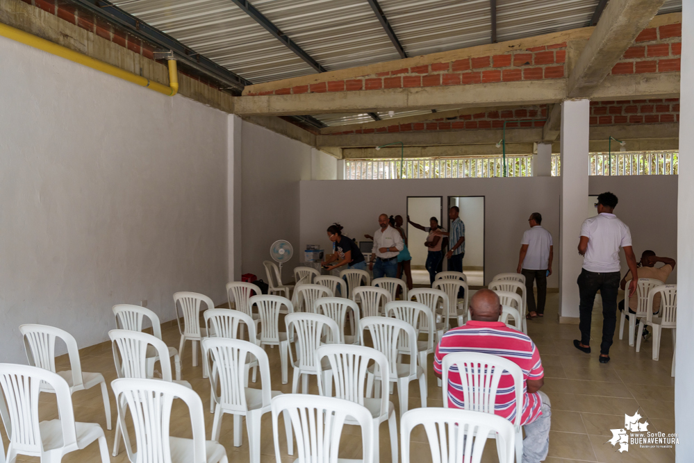 Trabajo en equipo fue clave para la construcción y entrega a la comunidad de la caseta comunal del barrio Nueva Estación La Palera en Buenaventura 