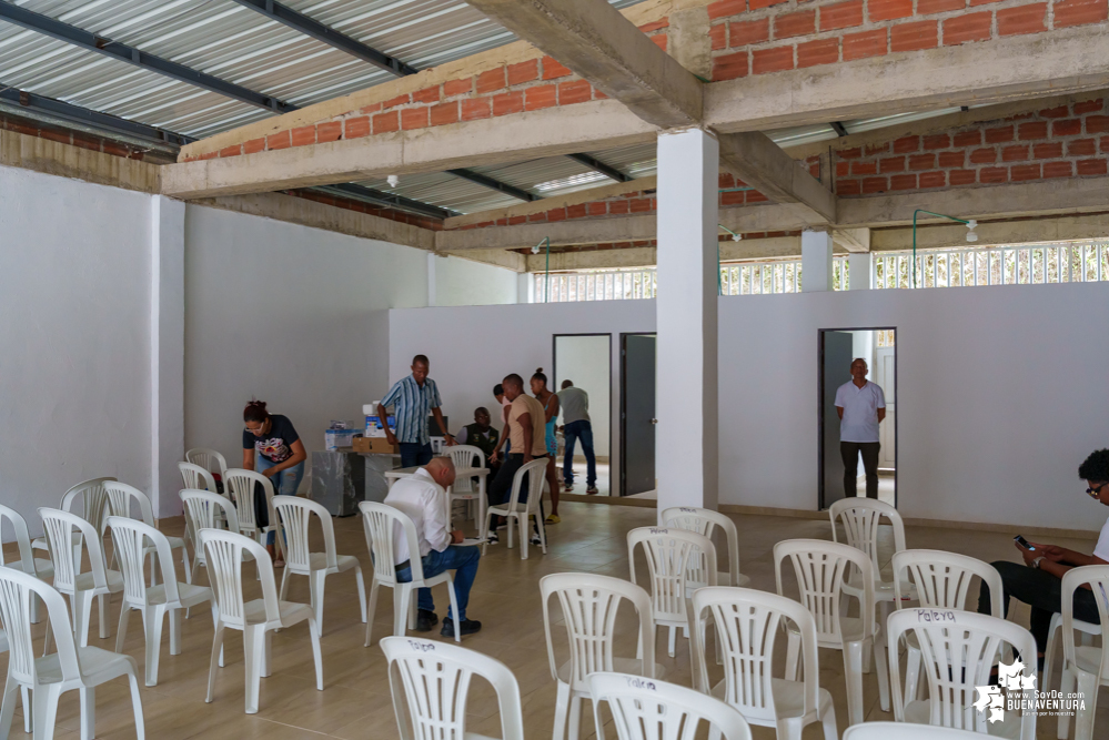 Trabajo en equipo fue clave para la construcción y entrega a la comunidad de la caseta comunal del barrio Nueva Estación La Palera en Buenaventura 