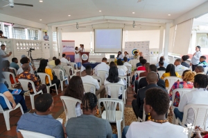 En alianza entre el Ministerio de Ciencia y la Cámara de Comercio, se socializó en Buenaventura el proyecto de “Jóvenes en Ciencia para la Paz” 