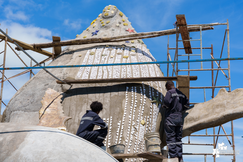 En los primeros días de agosto de 2023 estaría terminado el monumento a las ballenas jorobadas en Buenaventura 