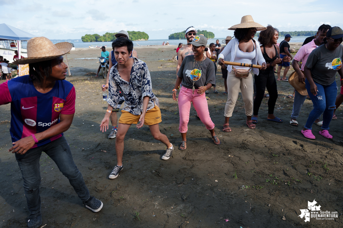 Turistas nacionales y extranjeros disfrutaron de la IX versión del Festival Marimba y Playa