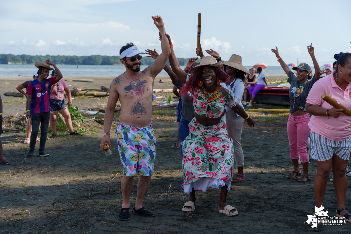 Turistas nacionales y extranjeros disfrutaron de la IX versión del Festival Marimba y Playa