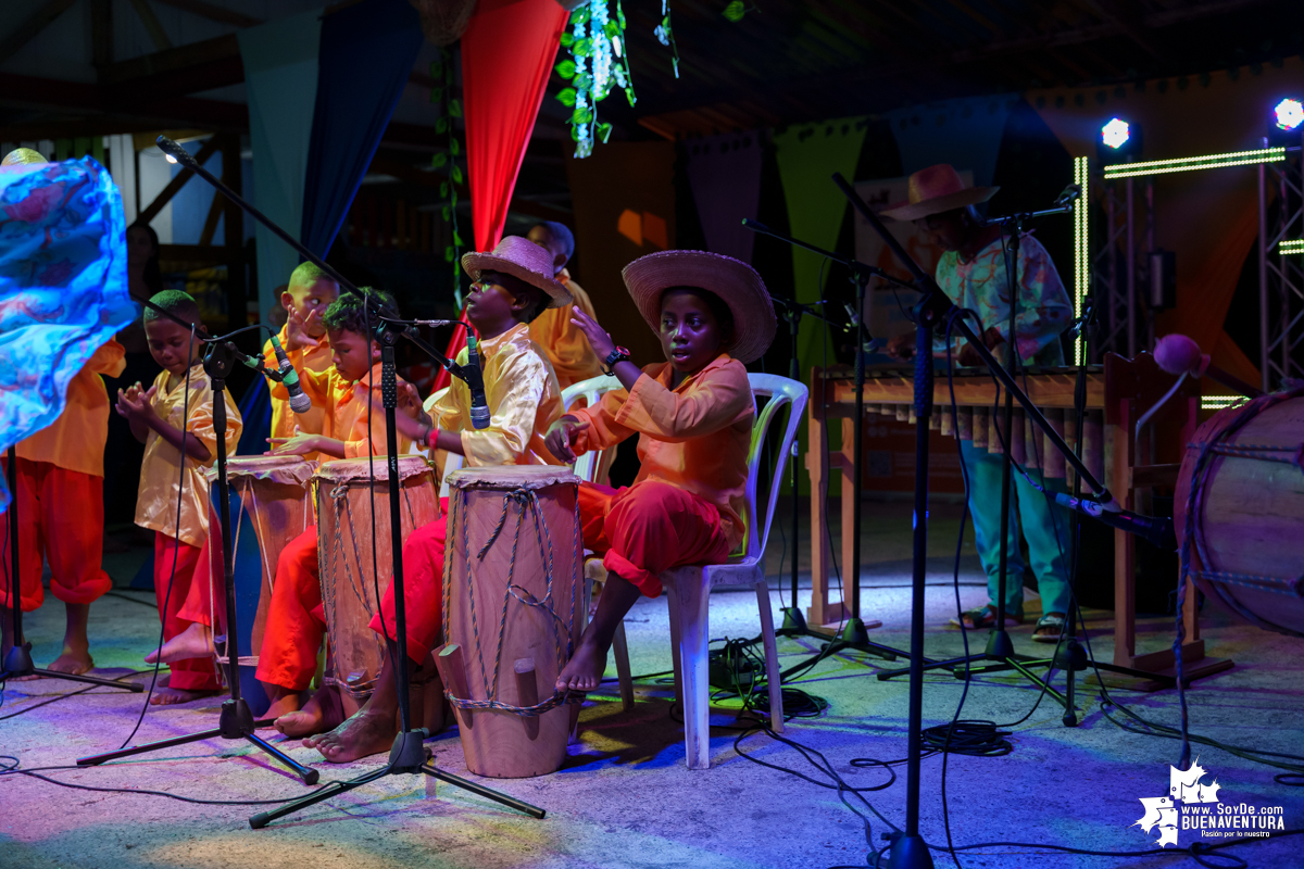 Turistas nacionales y extranjeros disfrutaron de la IX versión del Festival Marimba y Playa