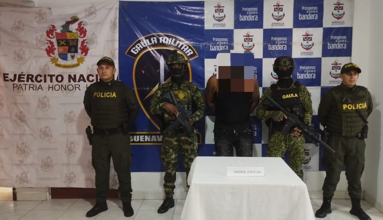 La Fuerza Pública capturó un presunto integrante de Los Espartanos e incauta armamento en Buenaventura 