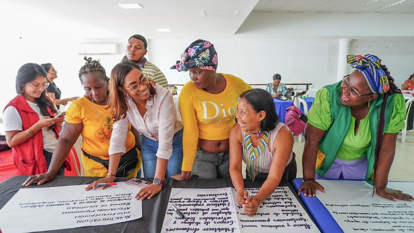 Mujeres víctimas del conflicto armado contarán con material pedagógico de sensibilización e información