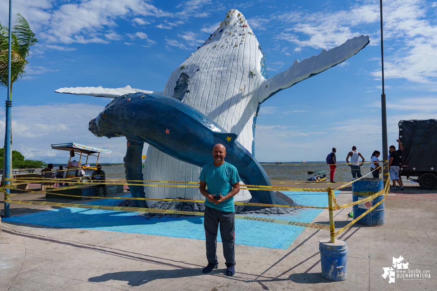 El monumento a las ballenas más grande del mundo está en Buenaventura