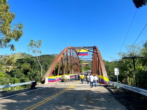 Con la habilitación del puente El Alambrado, conectividad entre Valle y Quindío jalona la reactivación económica y social