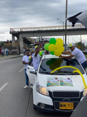 Con multitudinaria caravana la comuna 12, responde al llamado de sumarse al Pacto Social por Buenaventura