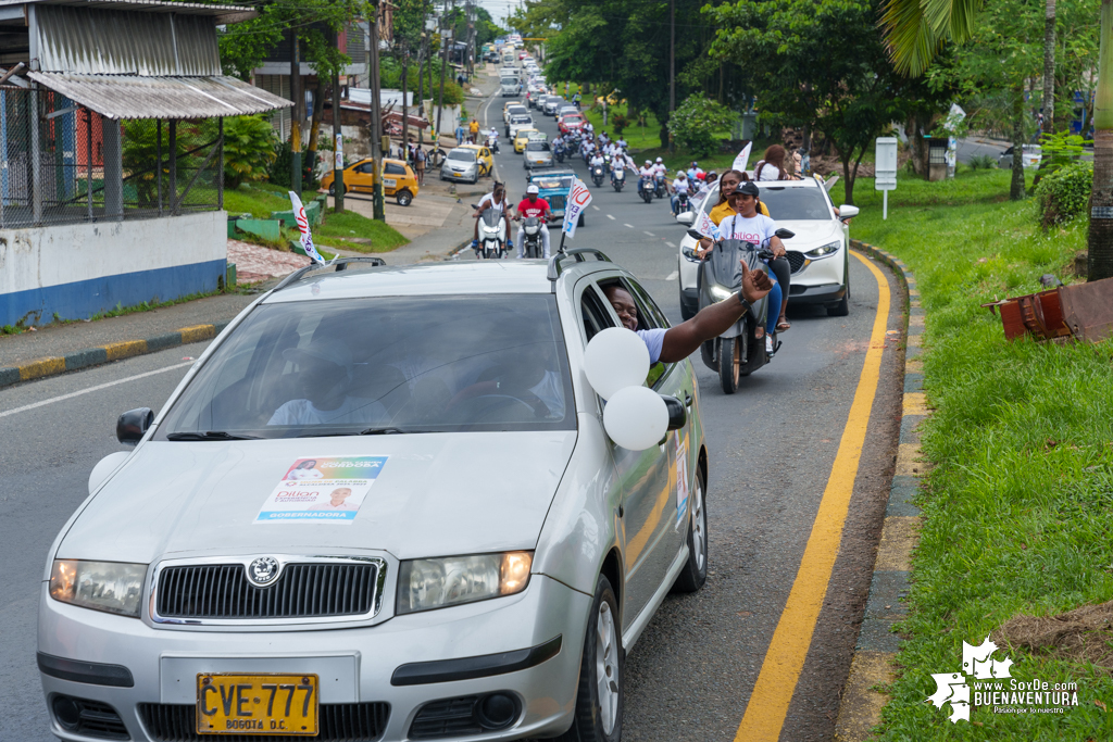 La campaña de Dilian Francisca Toro en Buenaventura realizó caravana del cierre de campaña el domingo 22 de octubre de 2023