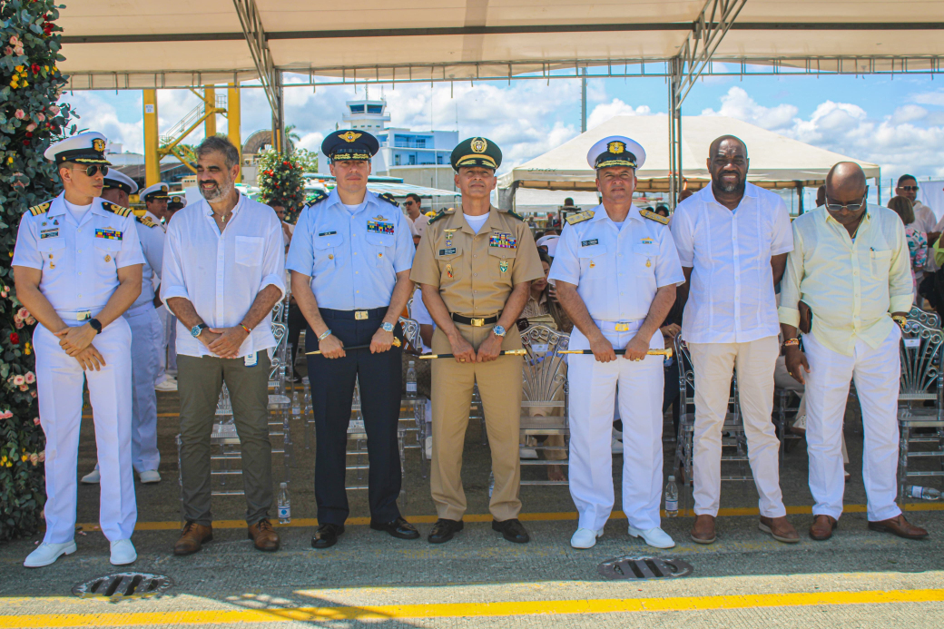 El buque insignia ARC Gloria arribó nuevamente a Buenaventura