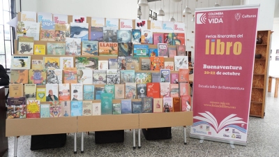 Con diferentes actividades se desarrolló la primera Feria Itinerante del Libro