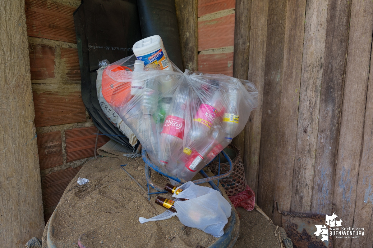 La comunidad de Calle Larga en Zacarías, realizó reciclatón de la mano de Asogesampa