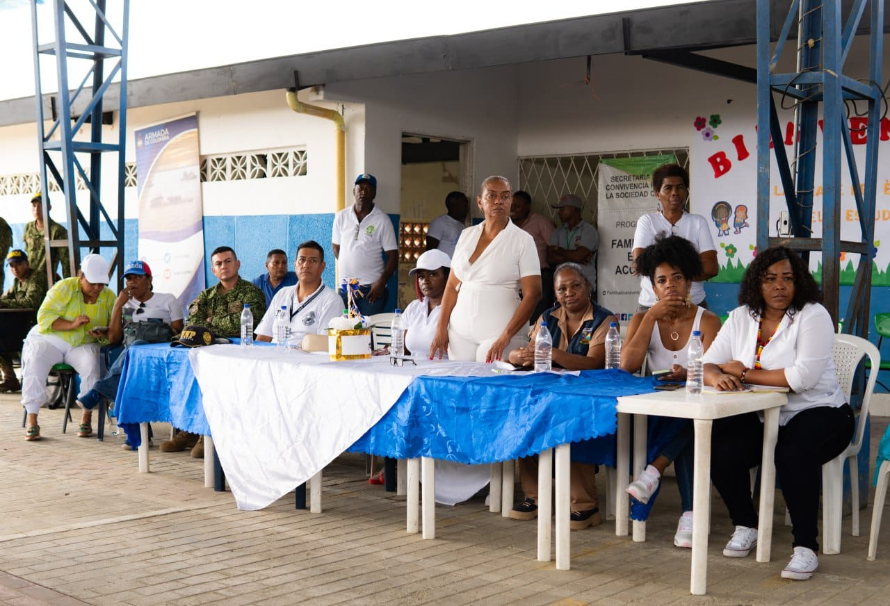 Alcaldía Distrital de Buenaventura realizó Oferta Institucional en el barrio Carlos Holmes Trujillo