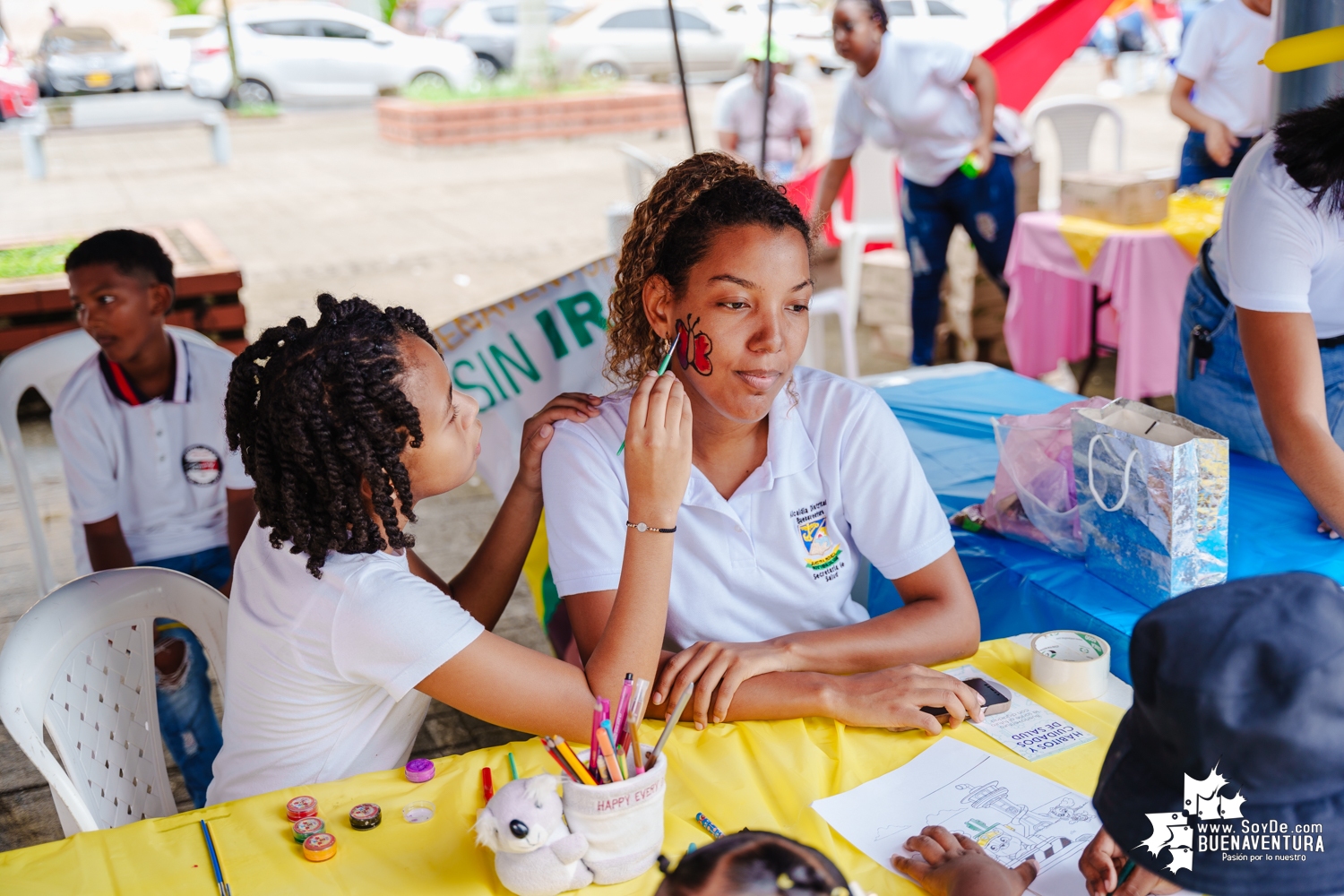 Menores participaron en el Carnavalito de la Alegría realizado por la Alcaldía Distrital de Buenaventura 