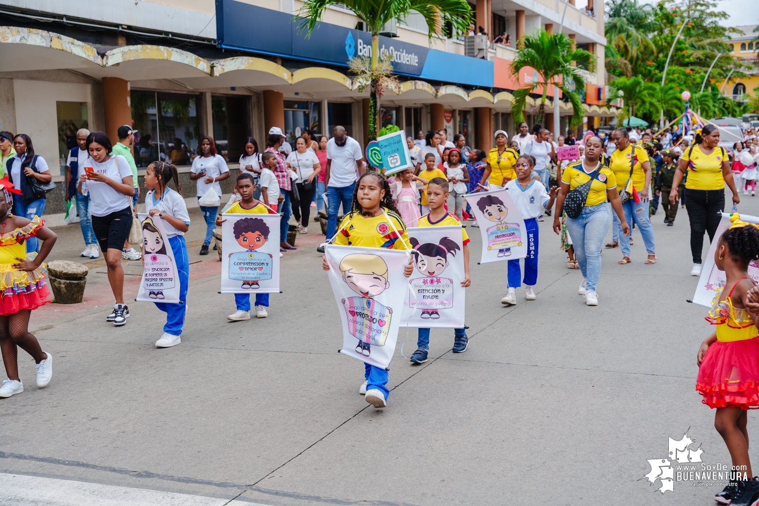 Menores participaron en el Carnavalito de la Alegría realizado por la Alcaldía Distrital de Buenaventura 