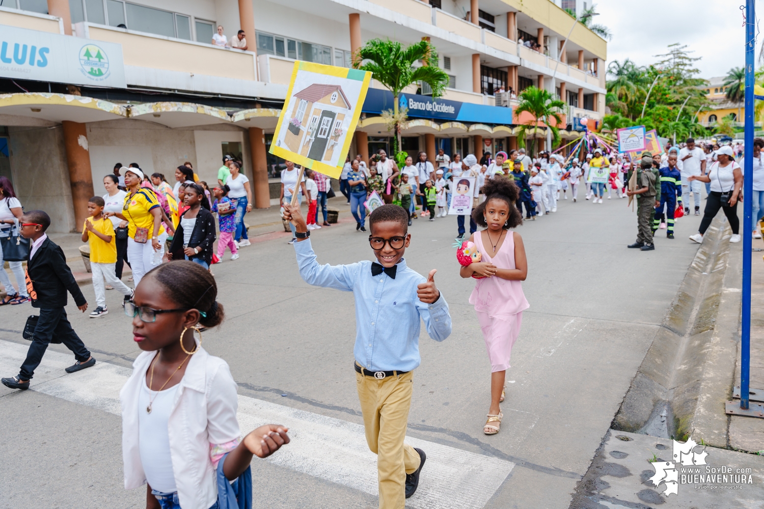 Menores participaron en el Carnavalito de la Alegría realizado por la Alcaldía Distrital de Buenaventura 