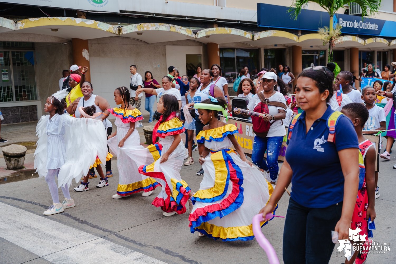 Menores participaron en el Carnavalito de la Alegría realizado por la Alcaldía Distrital de Buenaventura 