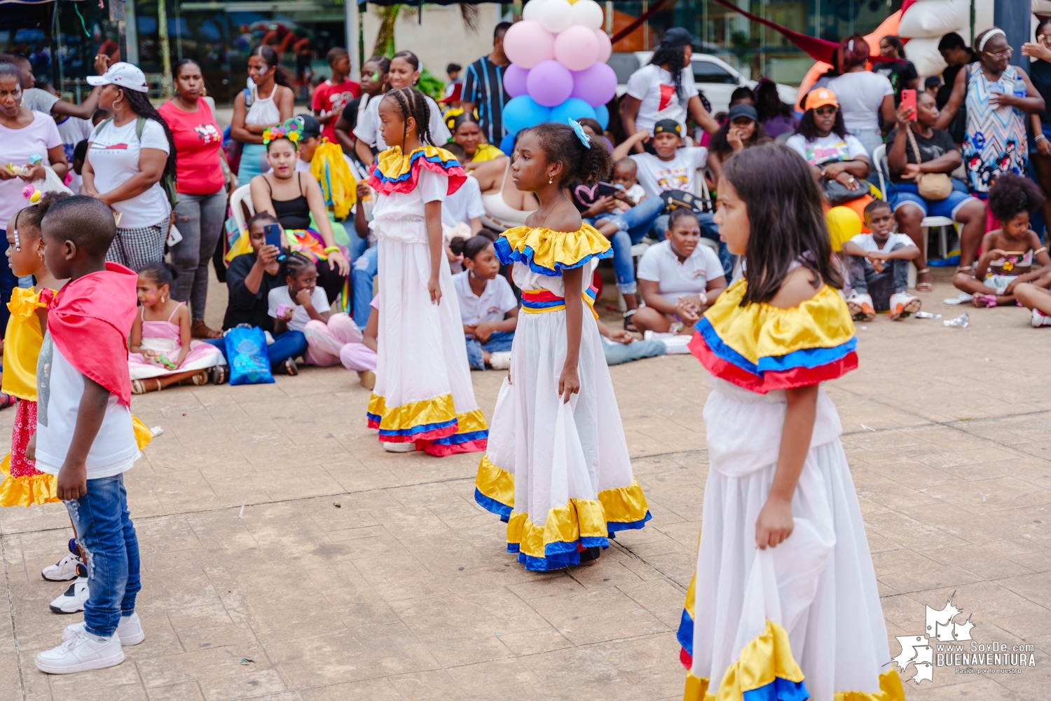 Menores participaron en el Carnavalito de la Alegría realizado por la Alcaldía Distrital de Buenaventura 