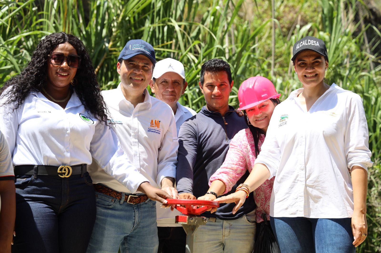 Con mejoramiento del acueducto de Loboguerrero, la Concesionaria Unión Vial Camino del Pacífico beneficia a más de 3.000 mil personas del municipio de Dagua