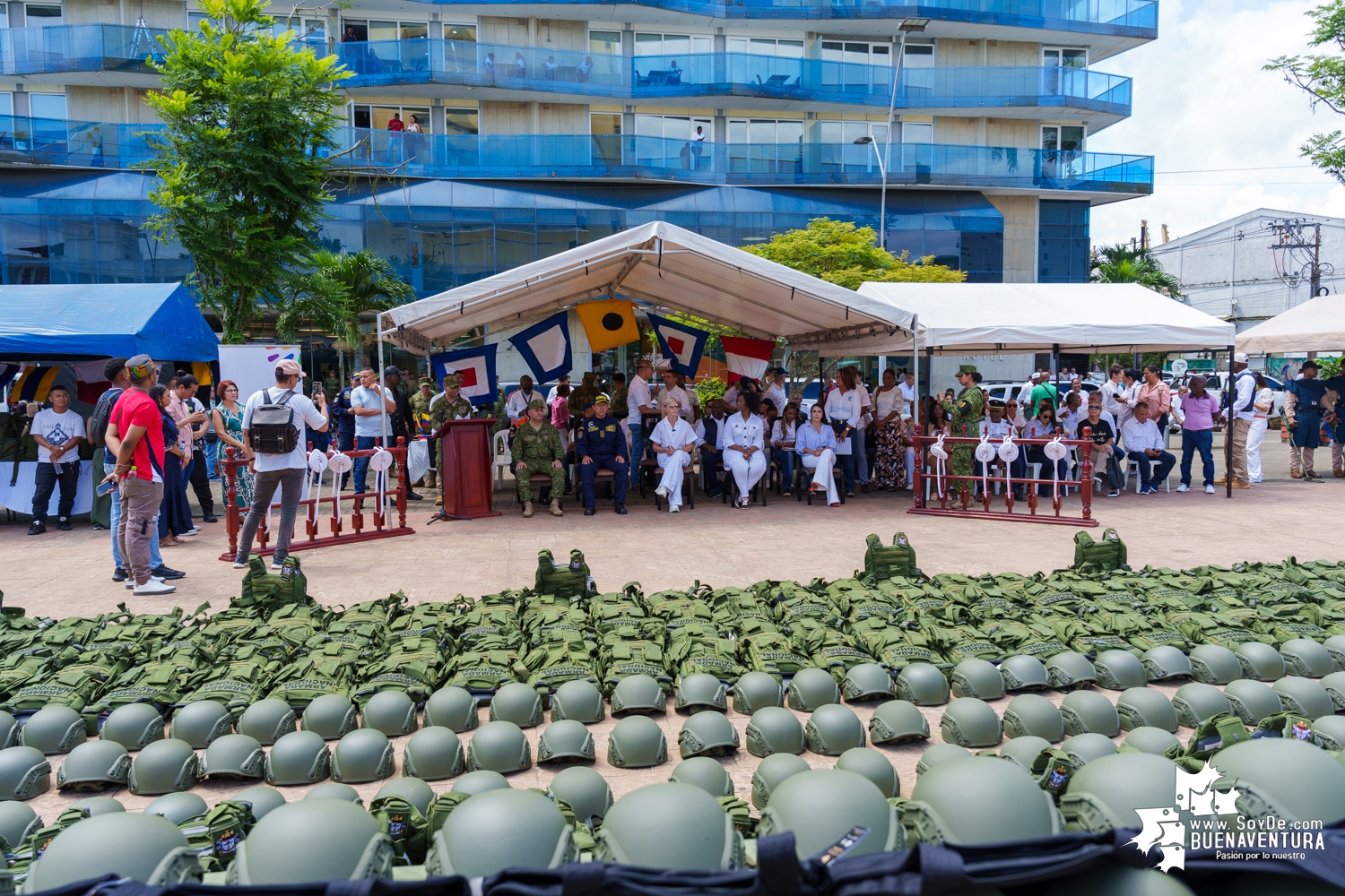 La Gobernación del Valle entregó 765 elementos de protección a la Armada Nacional en Buenaventura 