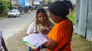 La Alcaldía Distrital entregó 40 títulos de propiedad en el barrio Caldas en Buenaventura 