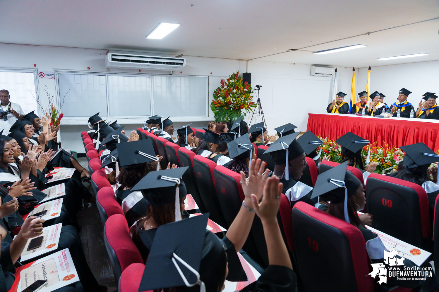 La universidad del Valle Seccional Pacífico realizó la graduación de nuevos profesionales y tecnólogos