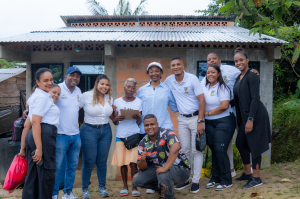 Madres cabeza de hogar y víctimas del conflicto recibieron vivienda propia en zona rural de Buenaventura