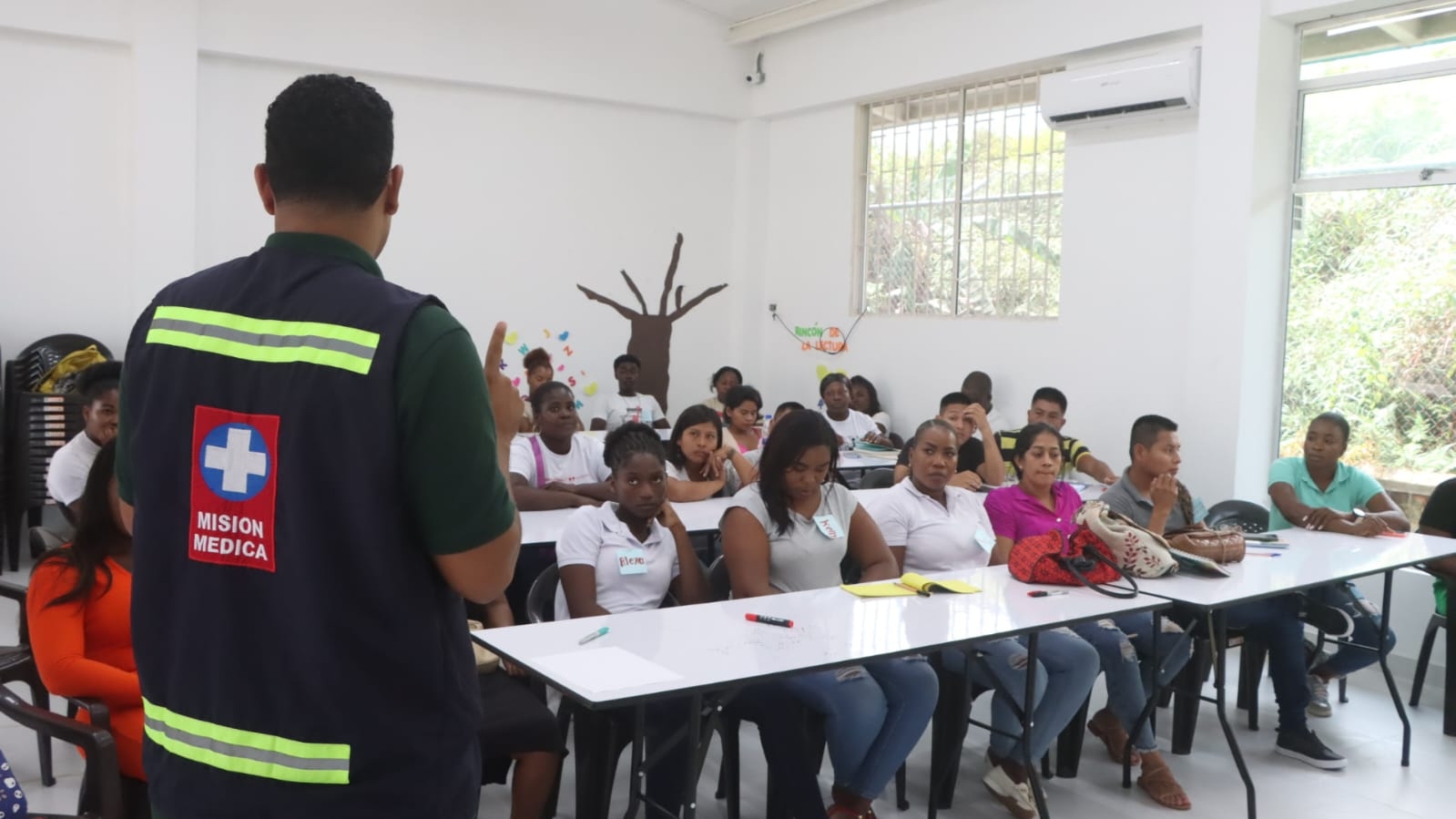 La Secretaría de Salud implementa estrategia de colaboradores voluntarios para la erradicación de la malaria en Buenaventura