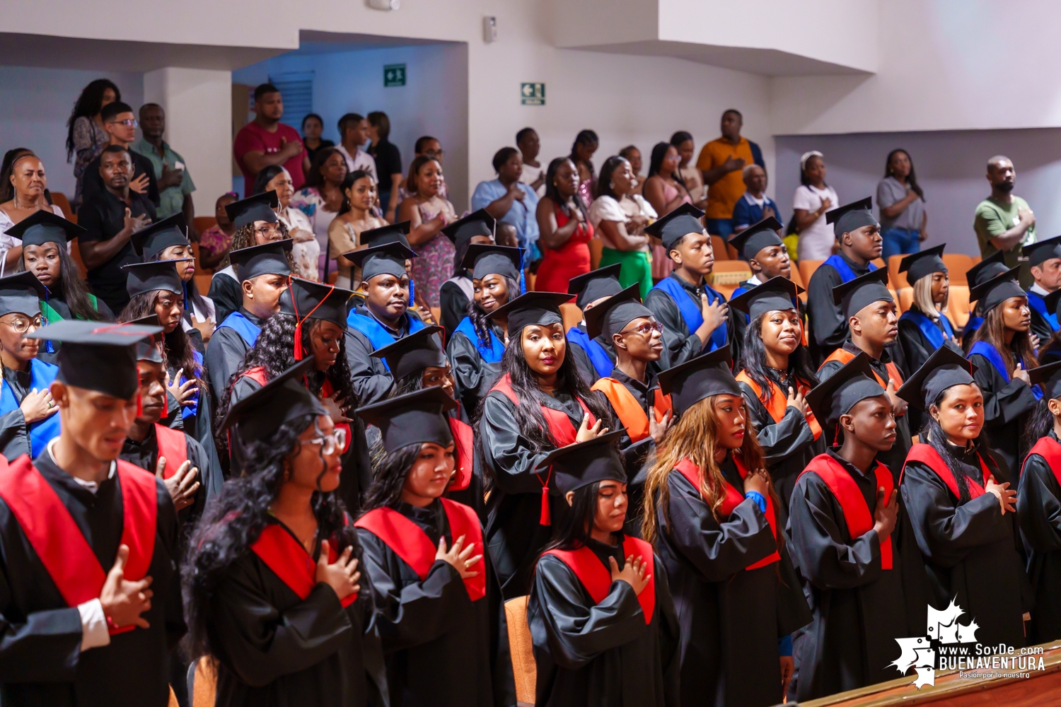 El PEC Delagente de Comfenalco Valle graduó a 81 nuevos técnicos laborales en Buenaventura 