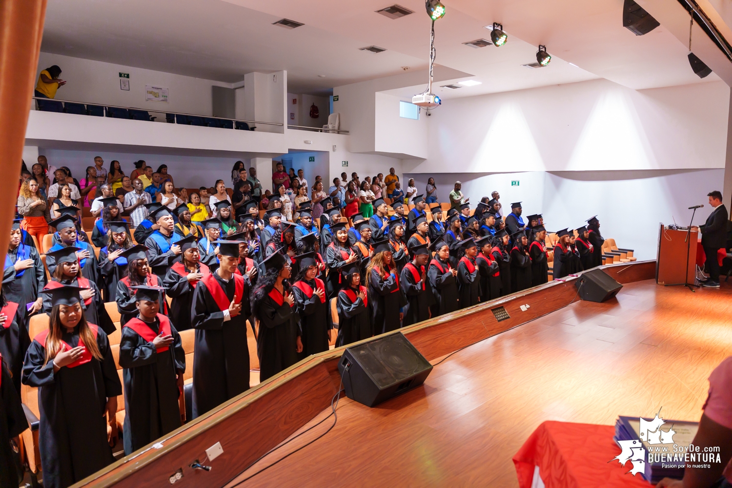 El PEC Delagente de Comfenalco Valle graduó a 81 nuevos técnicos laborales en Buenaventura 