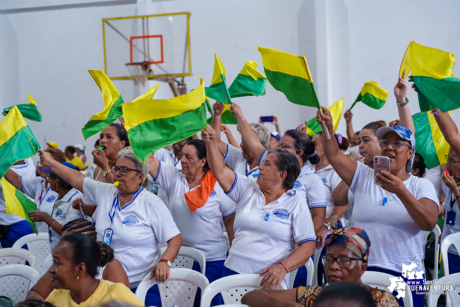 La representante de San Pedro en la Reina Departamental del Adulto Mayor