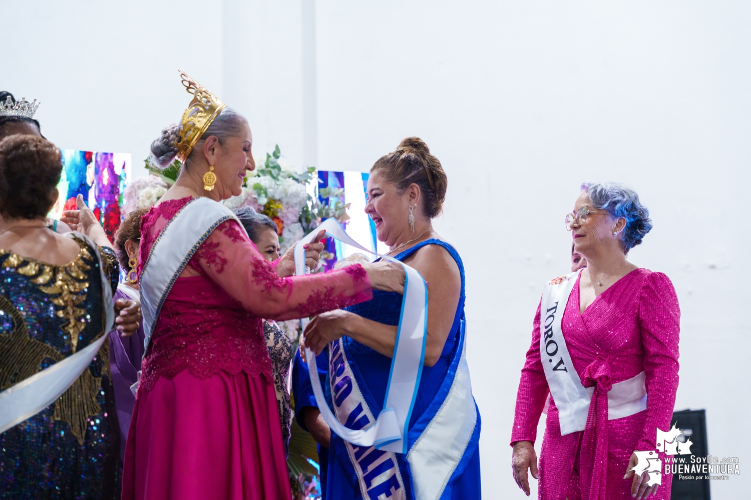 La representante de San Pedro en la Reina Departamental del Adulto Mayor