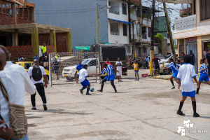 En Buenaventura, Gustavo Bolívar y Alexander López acompañan renovación de la tregua de paz con proyectos para el progreso