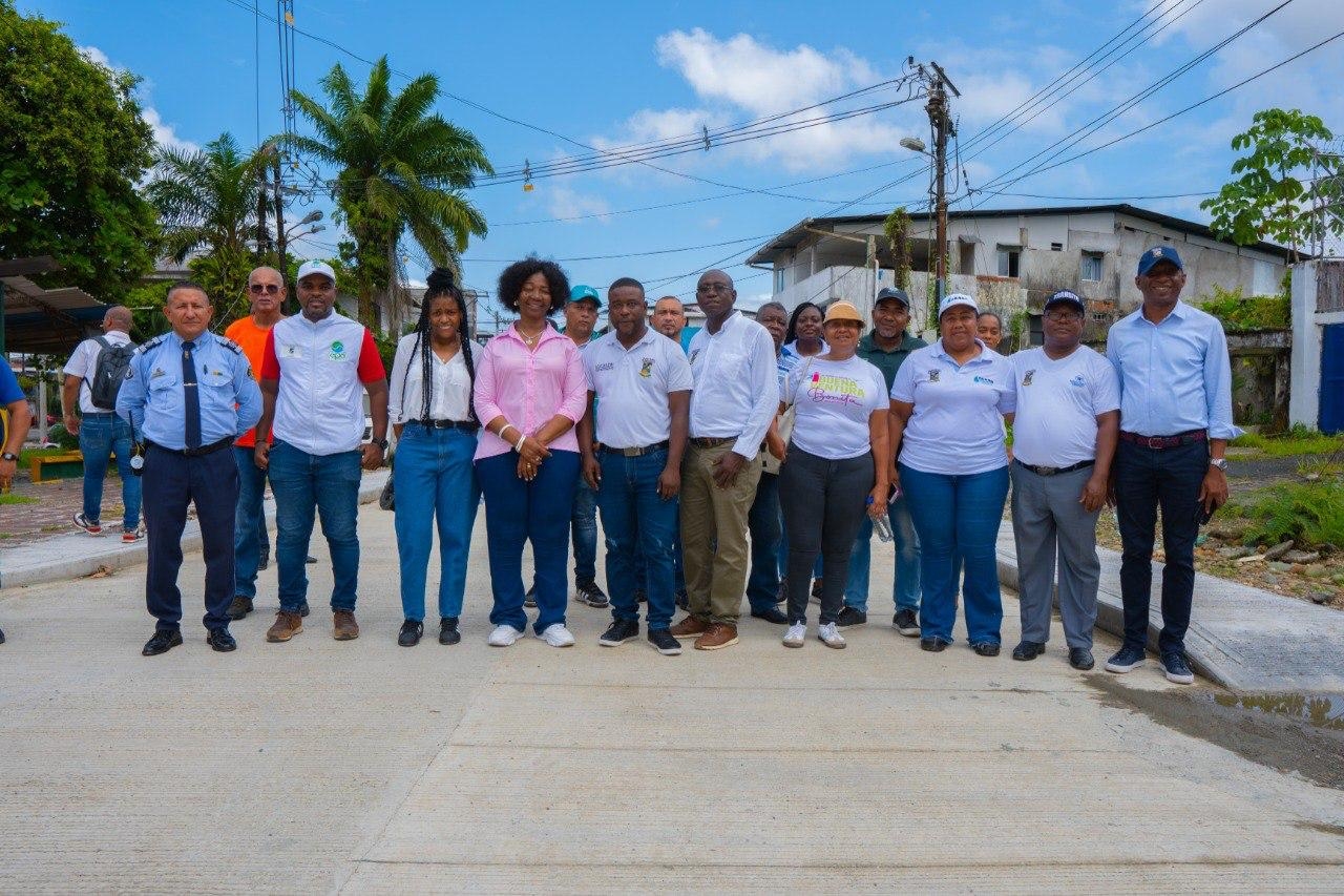 La Alcaldesa Distrital de Buenaventura inspeccionó obras de desarrollo urbanístico en la ciudad