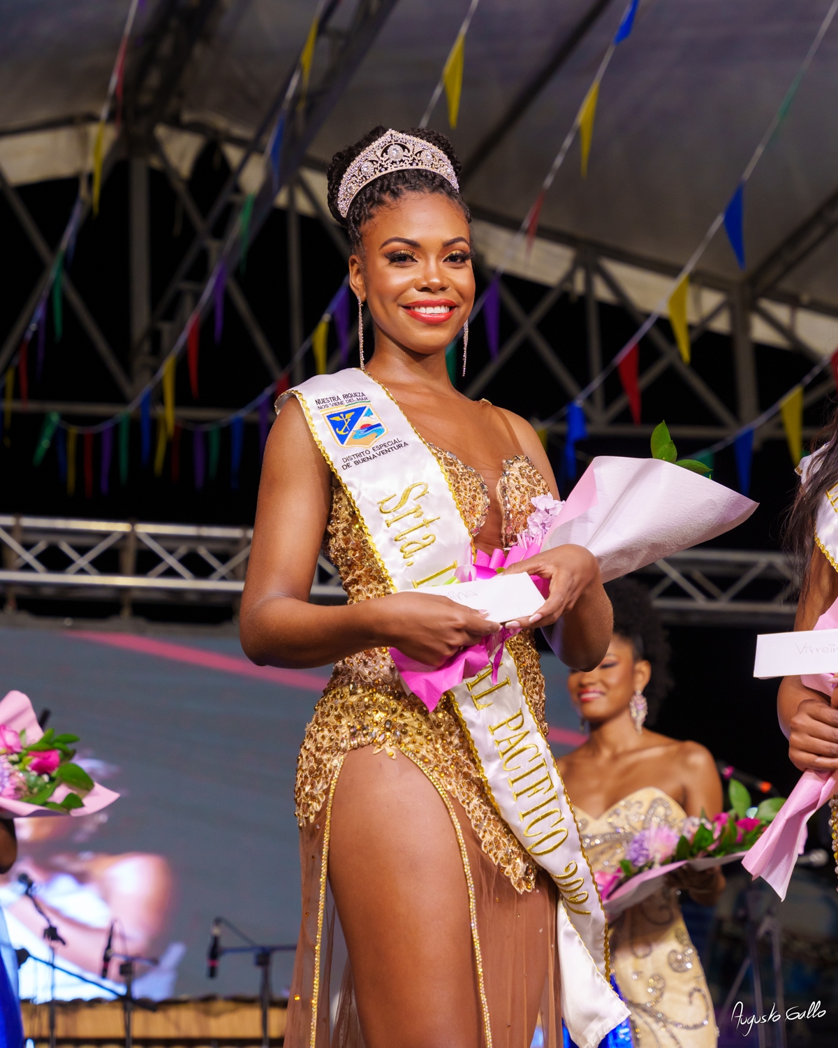 Shania Izquierdo Solís, de Tumaco, coronada como la nueva Señorita Litoral Pacífico 2024 en Buenaventura