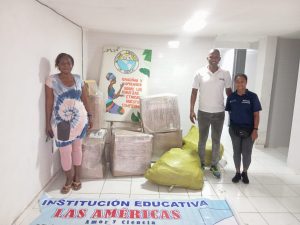 Cuatro instituciones educativas de Buenaventura, focalizadas por los ministerios de Educación y Deportes recibieron indumentaria deportiva