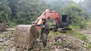 La Fuerza Pública destruyó maquinaria que producía 1.200 millones de pesos mensuales en extracción ilícita de oro en el Bajo Calima 