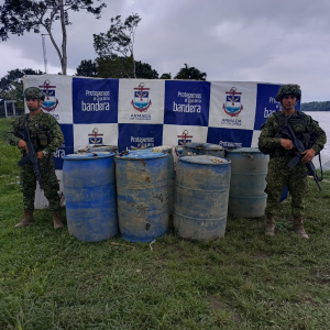 La Armada de Colombia destruyó estructuras criminales que delinquen en el Pacífico sur colombiano