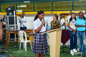 Transformación digital en Buenaventura con la entrega computadores para estudiantes e instituciones educativas por el MinTIC 