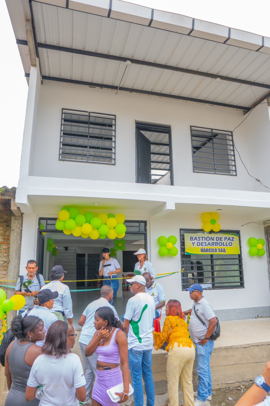 La Alcaldía Distrital de Buenaventura entregó 11 casetas comunales renovadas 