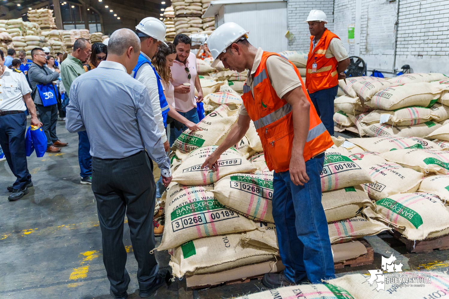 A la Sociedad Portuaria Regional de Buenaventura arribó el primer servicio directo entre Asia y Colombia por la naviera Cosco Shipping