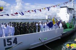 Asumió el mando en Buenaventura la primera mujer comandante de un batallón de la Armada Nacional