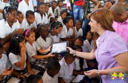 MinTIC entregó 2671 "Tabletas para Educar" a colegios de Buenaventura