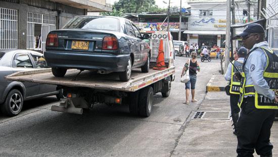 Autoridades de Tránsito y de Policía realizaron operativo conjunto durante el fin de semana para garantizar la movilidad