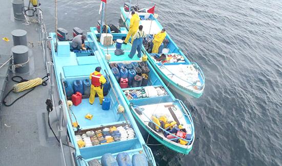 Armada Nacional inmoviliza cuatro embarcaciones ecuatorianas con pesca ilegal